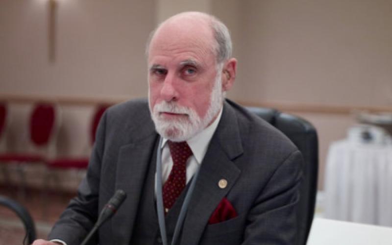 پدر اینترنت در همایش ICT پارسی‌زبانان حضور نخواهد یافت