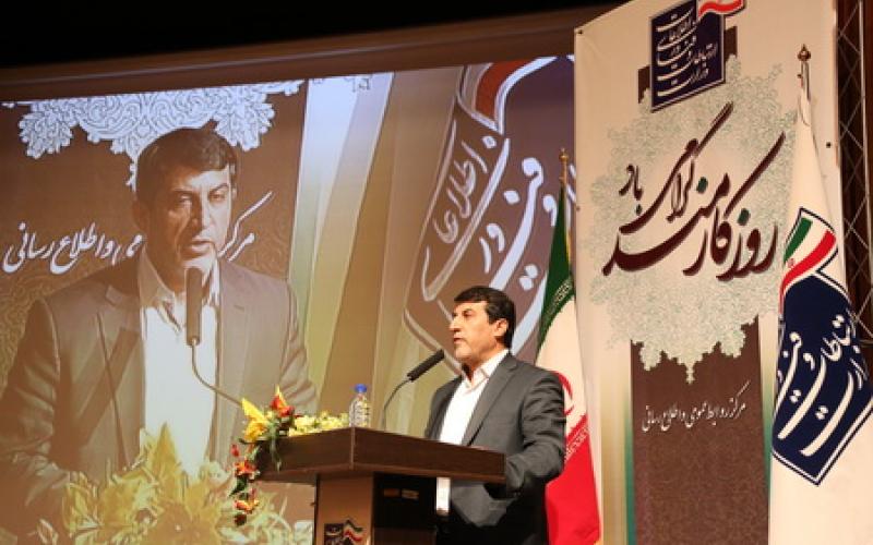 برای توسعه ICT در کشور باید تمام موانع موجود را رفع کرد