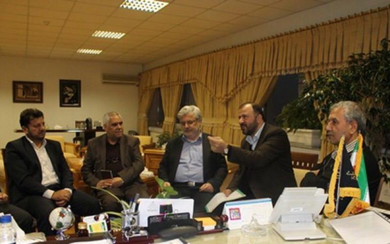 جزئیات جلسه شبانه وزیر کار برای حل مشکلات بازنشستگان