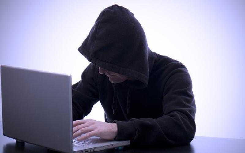 تبعات انتشار عکس‌ها و فیلم‌های خصوصی افراد