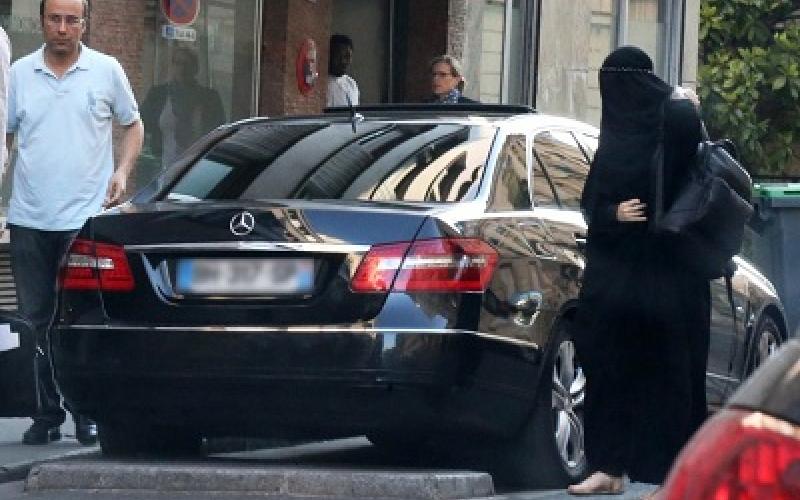 سوء استفاده‌ی گران‌ترین مدل دنیا از حجاب! (+عکس)