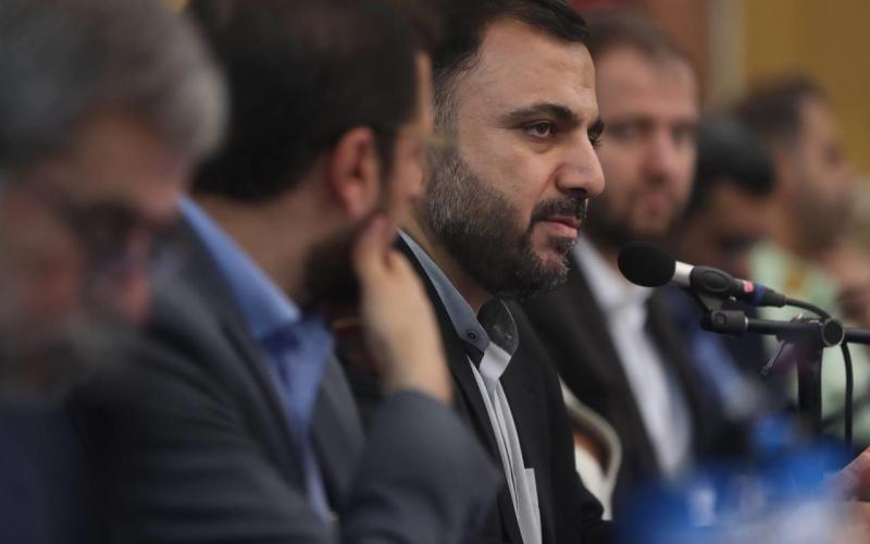 وزیر ارتباطات: شیراز تا پایان سال آینده تحت پوشش فیبرنوری منازل و کسب و کارها قرار می‌گیرد