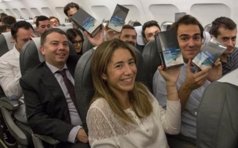 200 مسافر خوش شانس سامسونگ Note 8 هدیه گرفتند