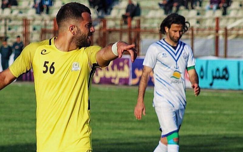اعترافات تکان دهنده بازیکن راه‌آهن از پیشنهاد باشگاه نساجی؛ تهدیدم کردند و گفتند70 سکه بگیر!