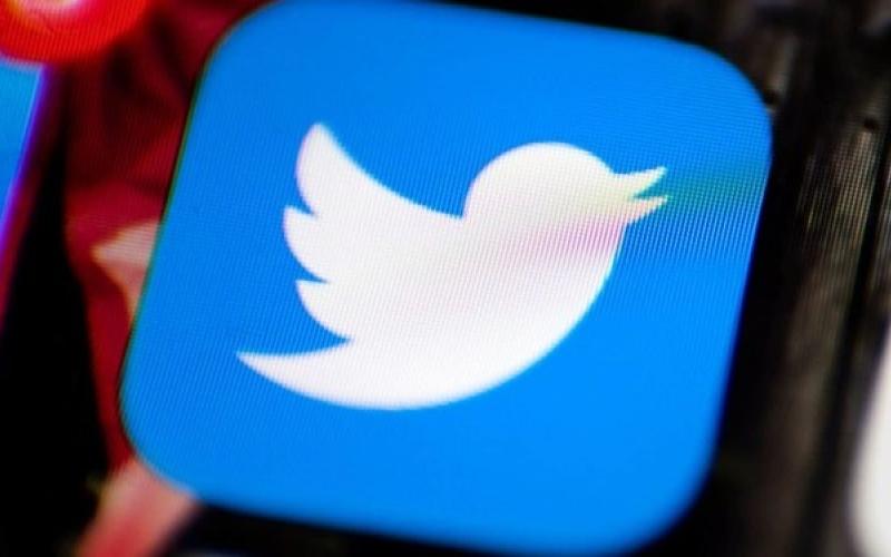 کاربران توئیتر می‌توانند علایق خود را به جای افراد تعقیب کنند