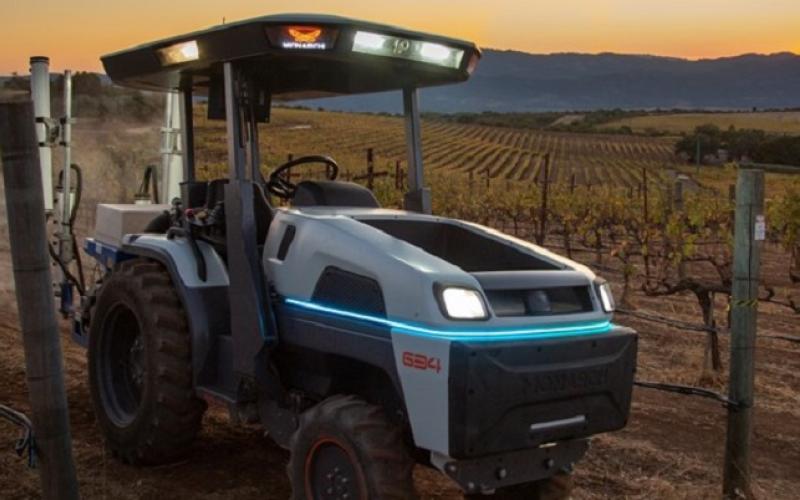 هوشمندترین تراکتور خودران جهان تولید شد