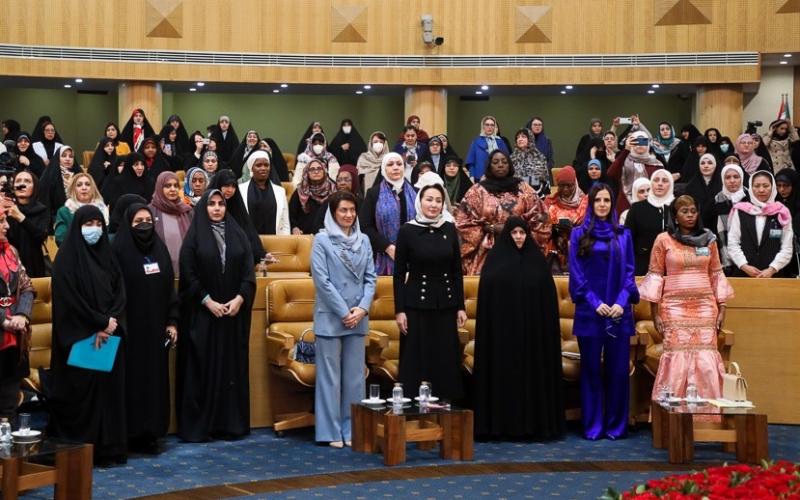 برگزیدگان نخستین کنگره بین‌المللی بانوان تاثیرگذار چه کسانی بودند؟ رزومه