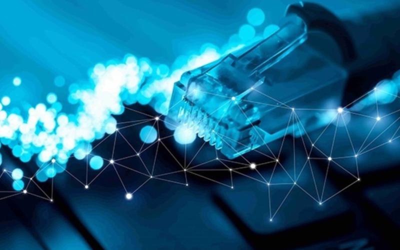 امضای قرارداد اجرای طرح ملی فیبرنوری در دیلم