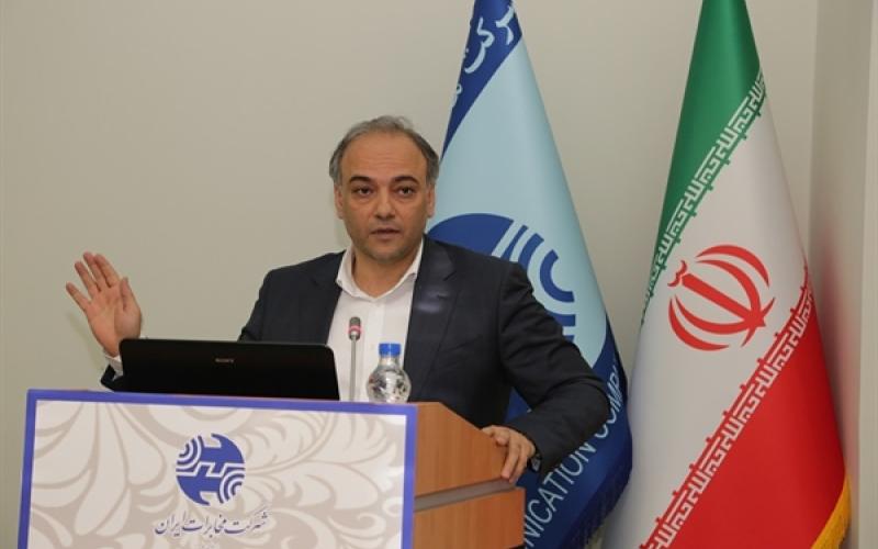 پروتکل اینترنت جایگزین سوئیچینگ سیم مسی می‌شود