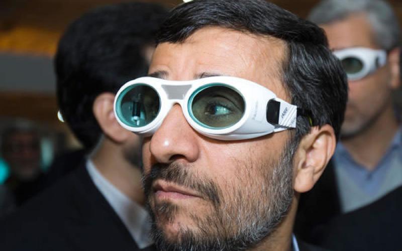 نقش احمدی نژاد در حقوق های نجومی چیست؟ 