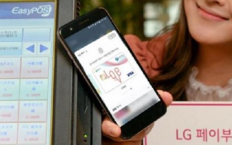 تولید گوشی جان سخت توسط ال جی