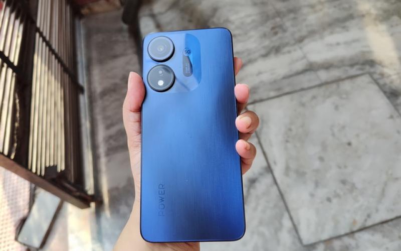 با پنج میلیون تومان آیفون بخرید!