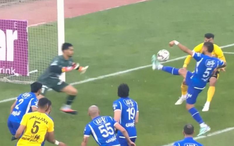 کارشناسی دو صحنه جنجالی استقلال - سپاهان