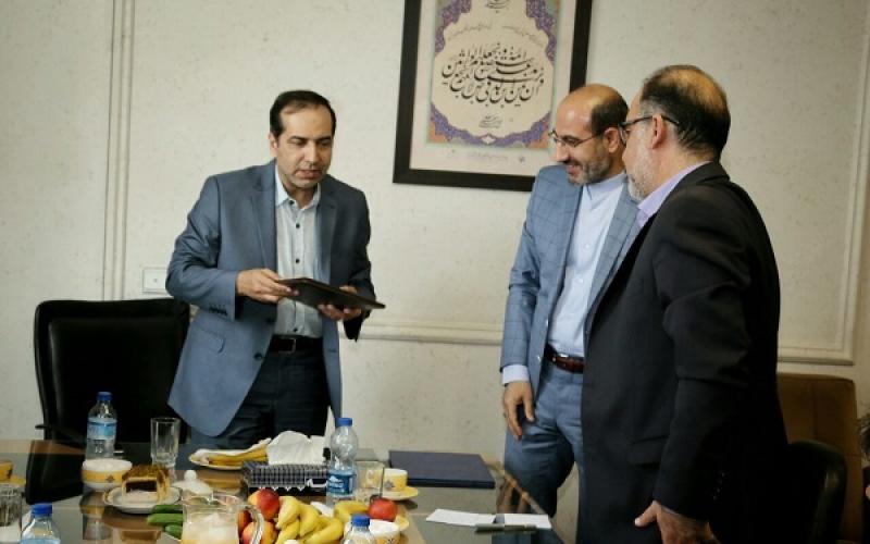 نیازمند تدوین ضوابط فعالیت‌های تبلیغاتی در حوزه‌ی فضای مجازی هستیم