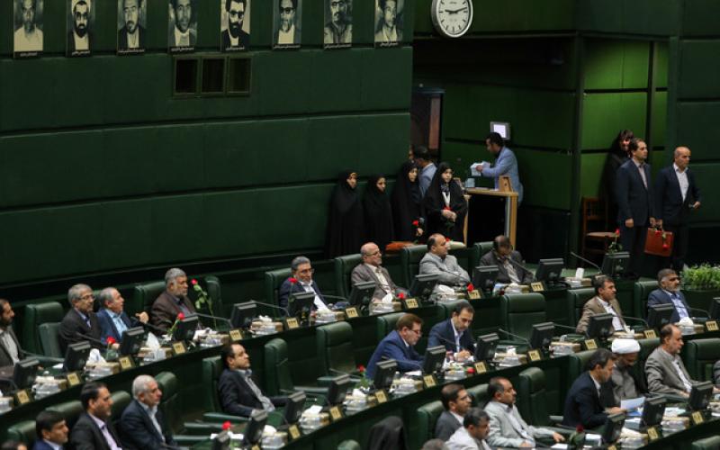 تاکید نمایندگان بر لزوم نظارت وزارت ارتباطات بر فضای مجازی