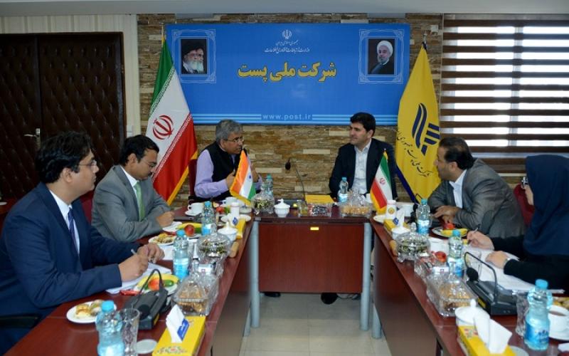 سفیر هند در ایران خواستار انتشار تمبر یادبود گاندی شد