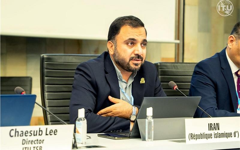 وزیر ارتباطات و فناوری اطلاعات