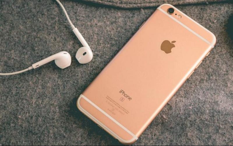 تلفن‌های هوشمند اپل صدها تماس اضطراری ناخواسته برقرار کردند!