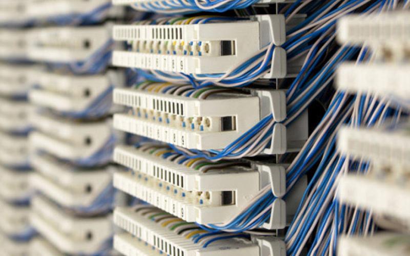 توسعه شبکه کابل در مرکز مخابرات قدس