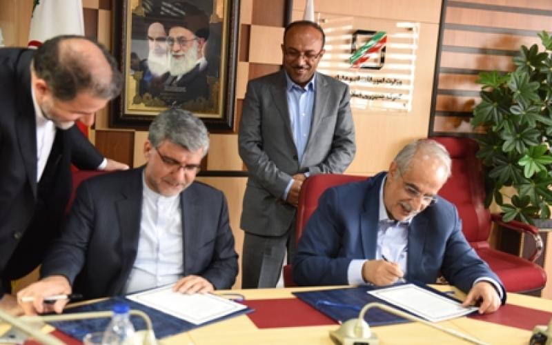 تفاهمنامه‌ی تبادل اطلاعات میان گمرک ایران و سازمان بنادر و دریانوردی امضا شد 