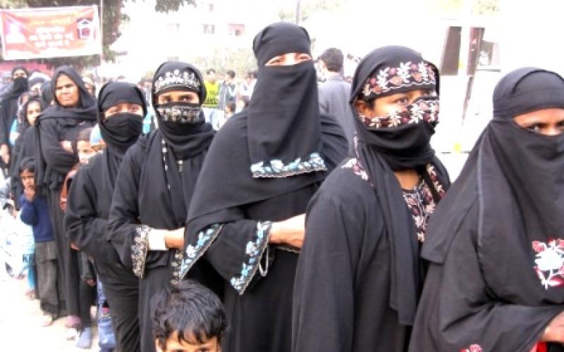 طلاق پیامکی بلای جان مسلمانان هند 