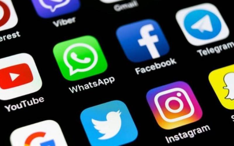 عدم دسترسی به واتس‌اپ و فیس بوک در کوبا