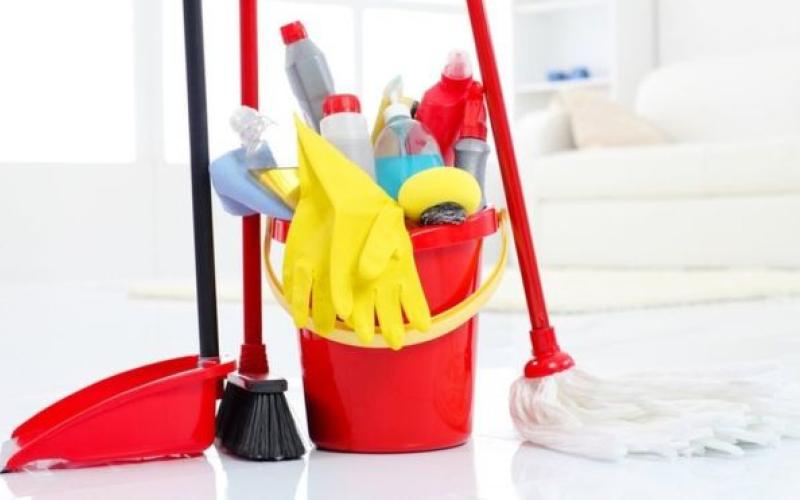هشدار درباره خطرات استفاده مداوم از اسپری‌های تمیز کننده