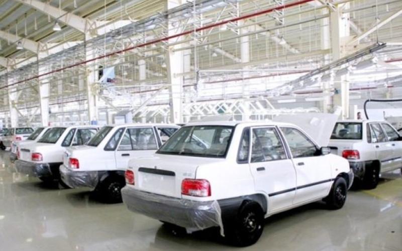 کاهش قیمت خودروهای داخلی در بازار در پی حذف قیمت از سایت‌ها 