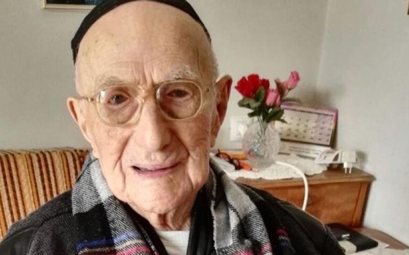 پیرترین مرد جهان در ۱۱۳ سالگی درگذشت