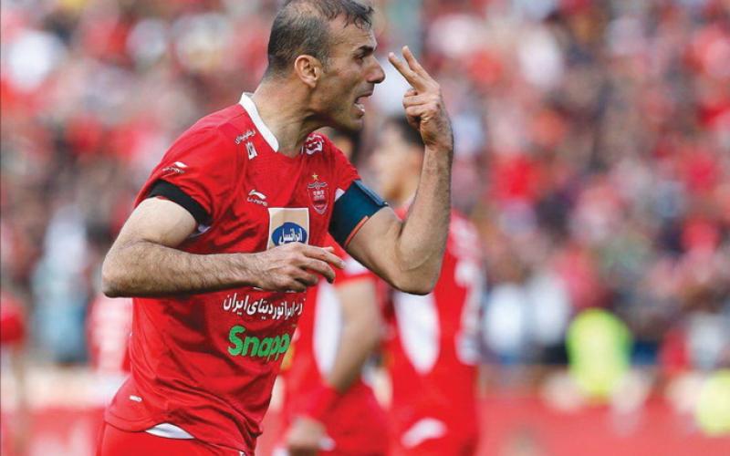 سیدجلال هم در پستی به دفاع از همایون بهزادی پرداخت