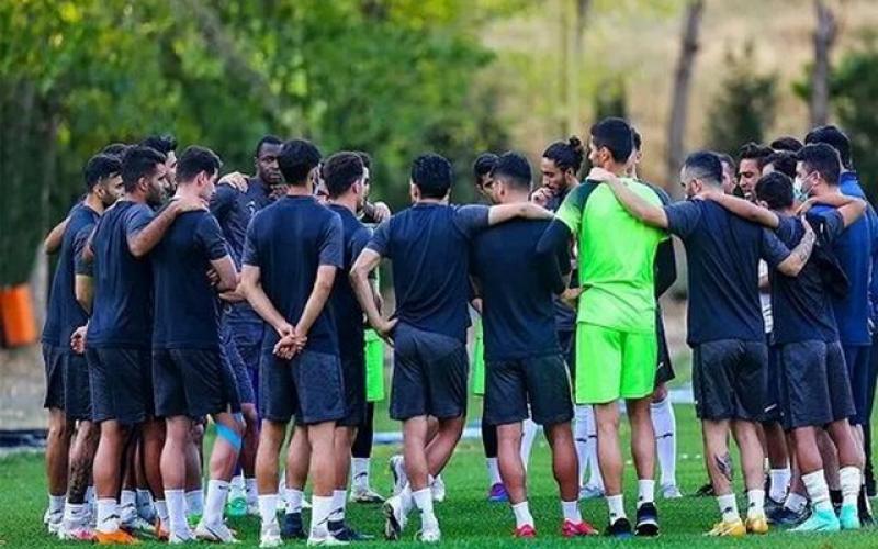 هرکسی ناز می‌کند از استقلال برود