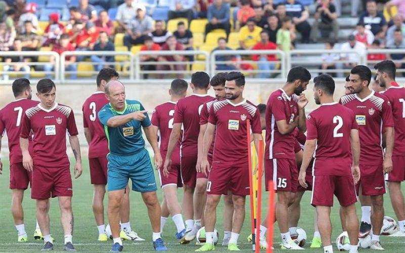 دام پناهندگی پیش پای دختران قهرمان