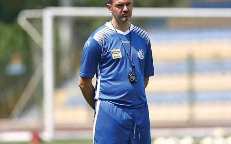 بررسی ابهامات ماجرای اختلاف استراماچونی و استقلال