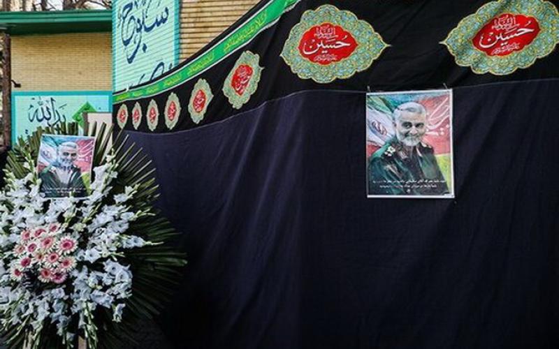 سردار سلیمانی دوست داشت در کنار کدام شهید به خاک سپرده شود؟