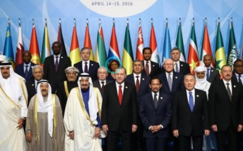 تنها زن بی‌حجاب در جمع سران کشورهای اسلامی! 