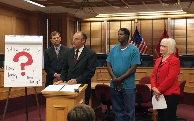 پرداخت 75 دلار خسارت برای 31 سال زندان اشتباهی! (+عکس)