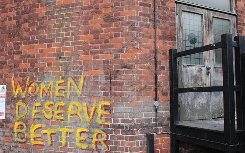 تعرض به زن ایرانی در آمریکا