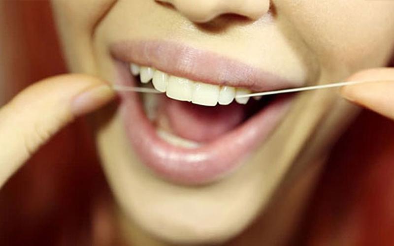 برطرف کردن جرم دندان با روش‌های طبیعی