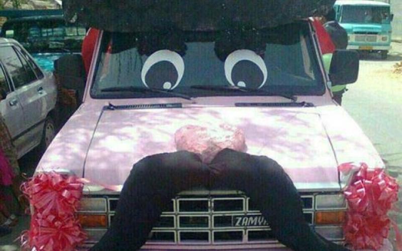 نصاویر/ خلاقیت ایرانی در تزئین ماشین عروس!