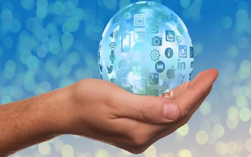 کاربران کدام شبکه اجتماعی بیشتر احساس بدبختی می‌کنند؟