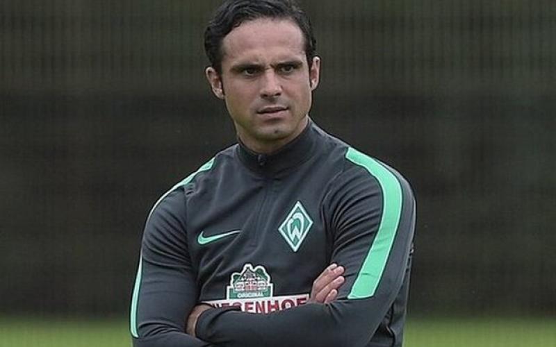 مجری تلویزیون با یک استوری وضعیت حضور الکس نوری در استقلال را مشخص کرد