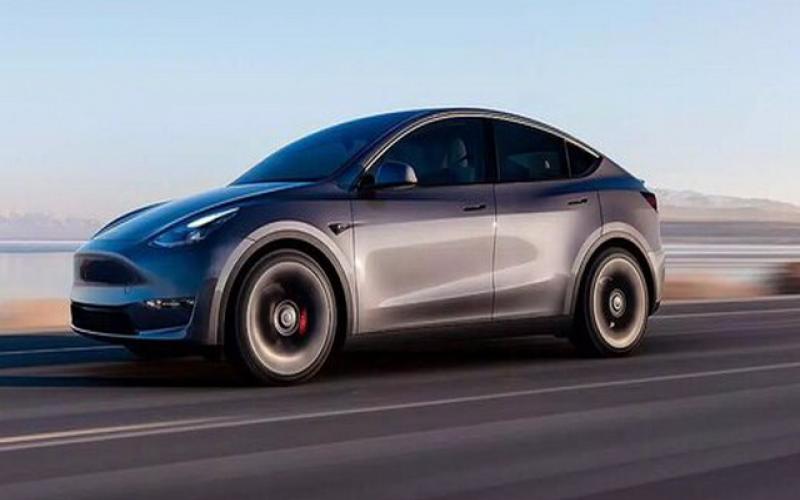 معجزه تسلا؛ نجات معجزه‌آسای جان چهار سرنشین