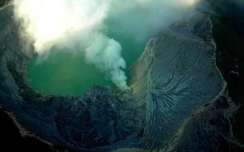 کشف بیش از ۱۹ هزار آتشفشان زیردریایی