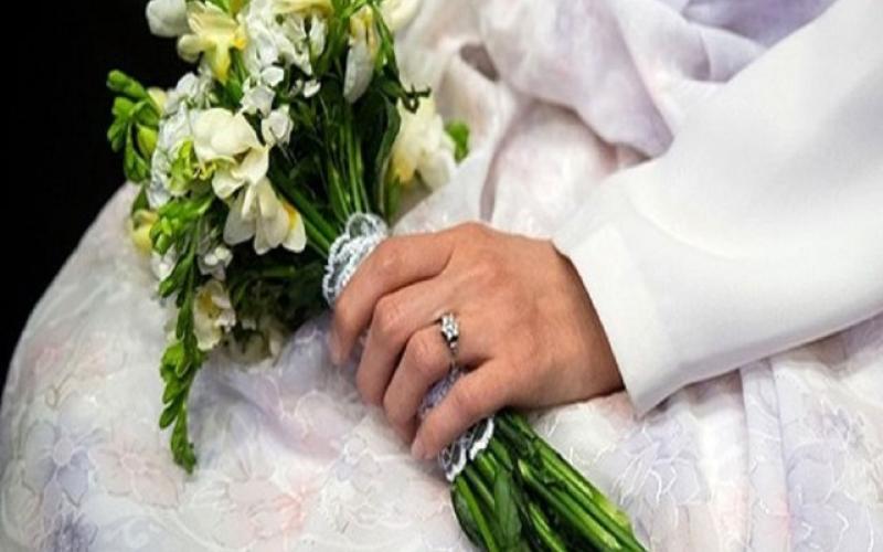 مهربانی برای آزار سیاه زن تنها!