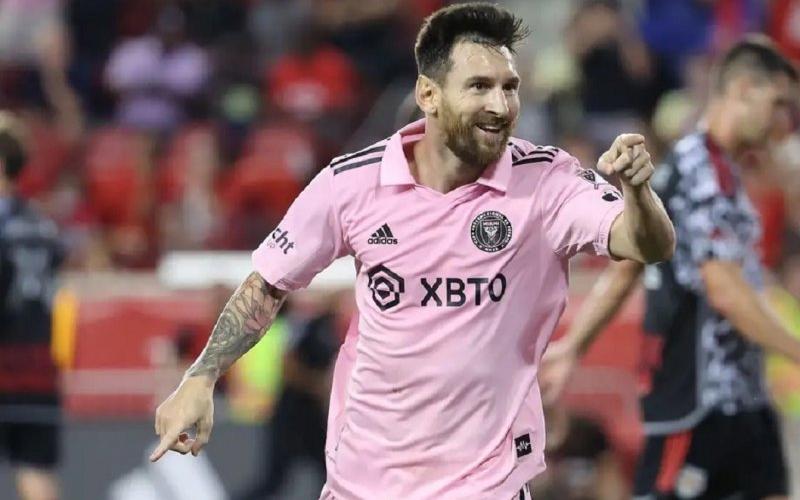 عمارت شگفت‌انگیز مسی روی آب؛ پروژه جذاب نابغه روی اقیانوس اطلس(+تصاویر)