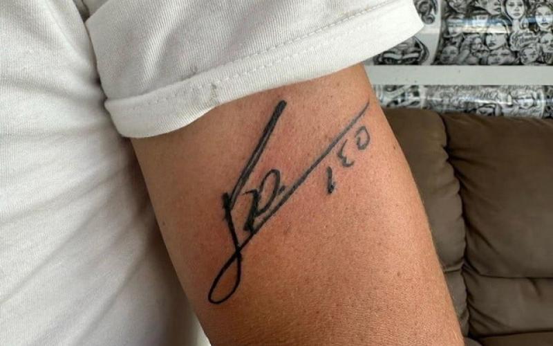 مقدس مثل امضای مسی(+عکس)