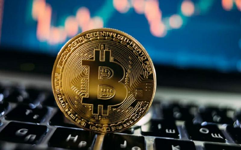 رکوردشکنی جدید بیت‌کوین؛ قیمت به ۶۴ هزار دلار نزدیک شد