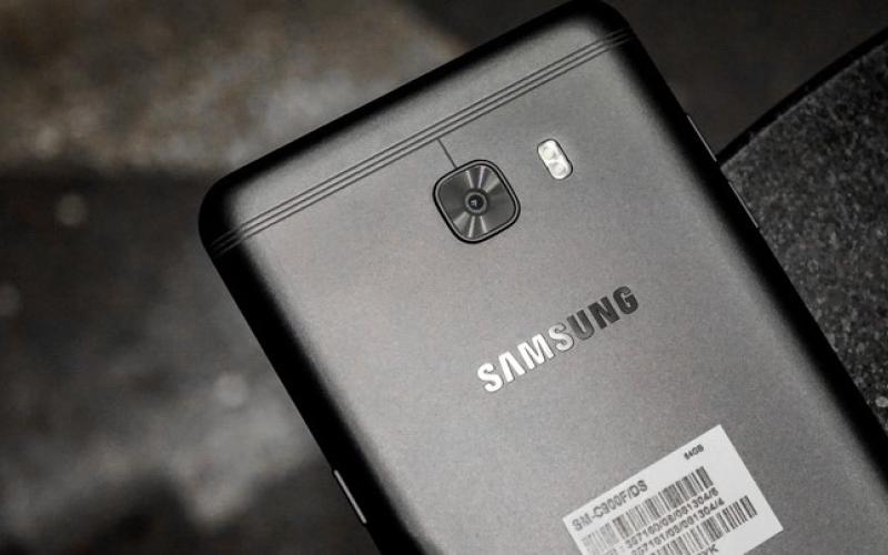 رونمایی از گوشی تازه سامسونگ با دوربین دوگانه