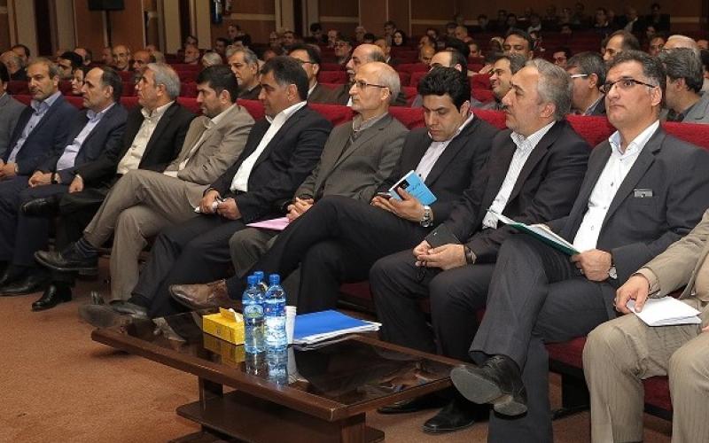همچنان دو عضو دولتی در هیات مدیره مخابرات غایب هستند