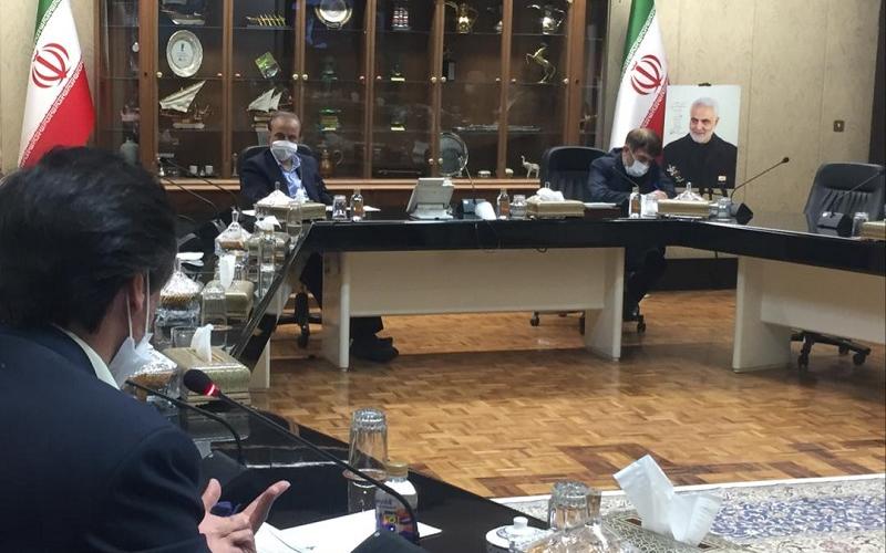 راهکارهای پیشنهادی ساماندهی بازار خودرو مورد بررسی قرار گرفت 